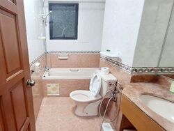 Simsville (D14), Condominium #629740301